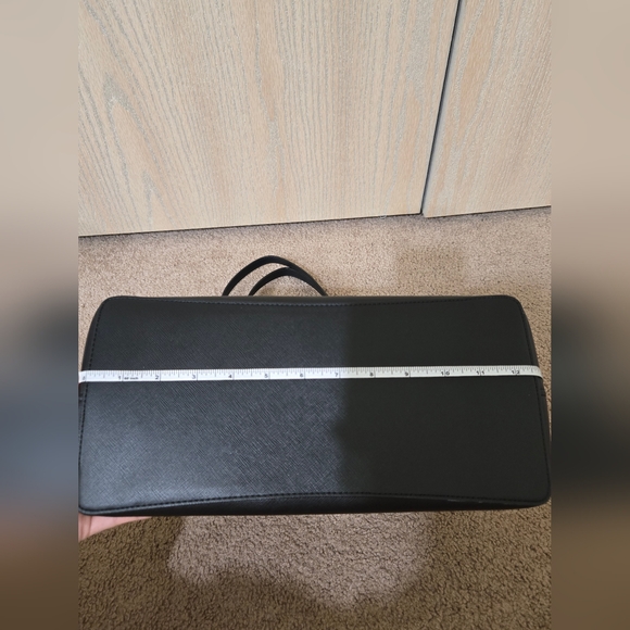 Kate Spade Large FlashGlitter. Retail$359 Like new - Picture 15 of 16